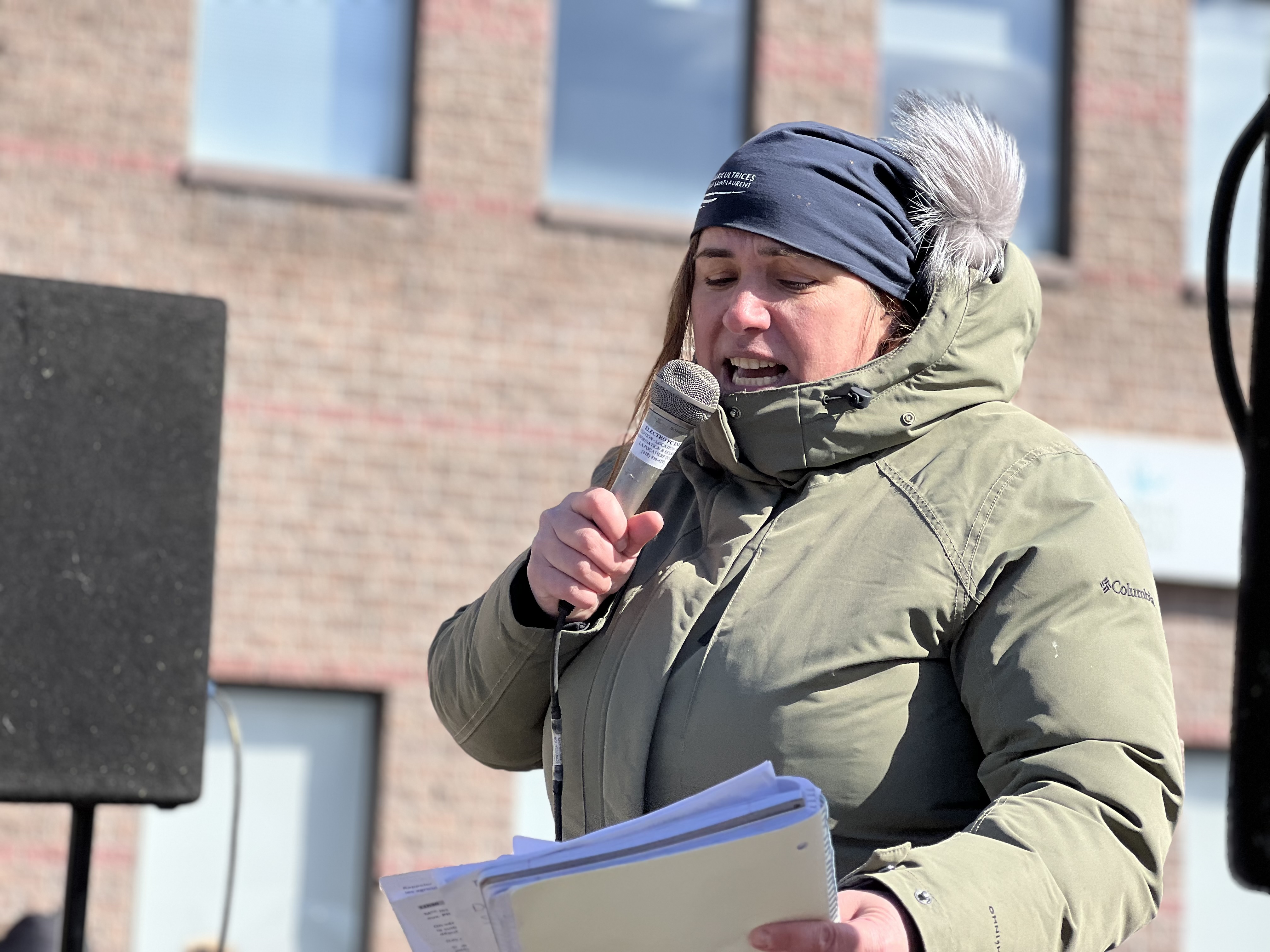 La présidente de la Fédération de l'UPA du Bas-Saint-Laurent, Nathalie Lemieux, lors de la mobilisation du 8 mars dernier à Rimouski.